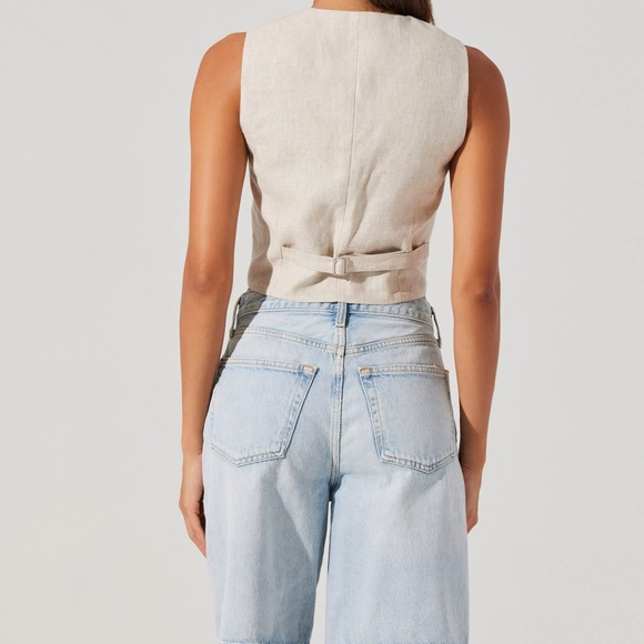ASTR Vest - Picture 4 of 4